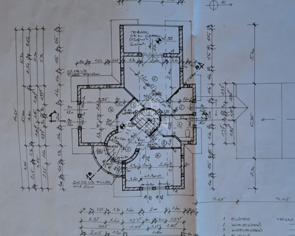 Eladó családi ház, Böhönyén 142.379 M Ft, 5 szobás
