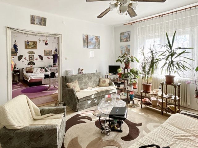 Eladó családi ház, Szabadszálláson 7.7 M Ft, 3 szobás