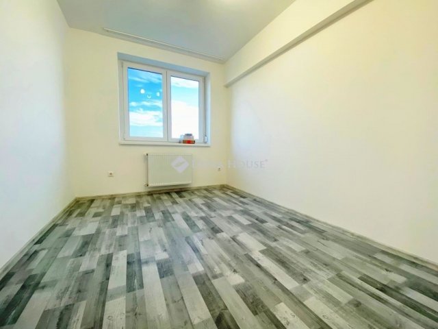 Kiadó téglalakás, albérlet, Nagykátán 270 E Ft / hó, 3 szobás