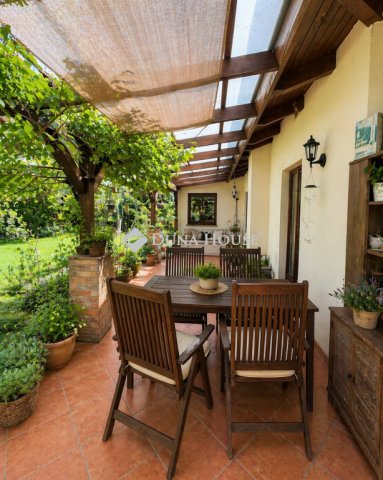 Eladó családi ház, Dunakeszin 196 M Ft, 4 szobás