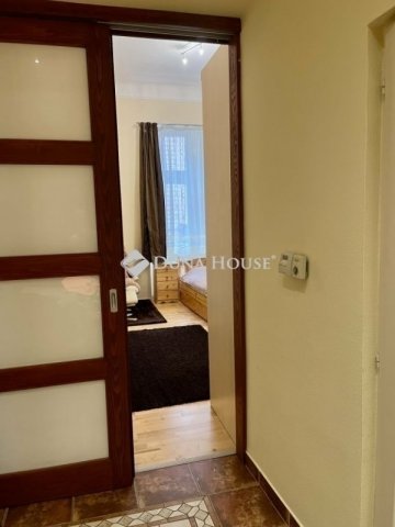 Eladó téglalakás, Budapesten, VII. kerületben 104.9 M Ft