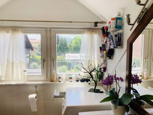 Eladó családi ház, Budapesten, II. kerületben 248 M Ft, 5 szobás