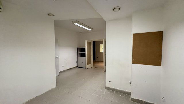 Kiadó iroda, Debrecenben 390 E Ft / hó, 3 szobás
