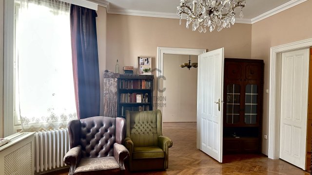 Eladó téglalakás, Debrecenben 93.7 M Ft, 4 szobás