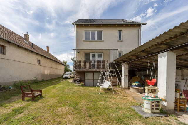 Eladó családi ház, Őrhalmon 37.99 M Ft, 5 szobás