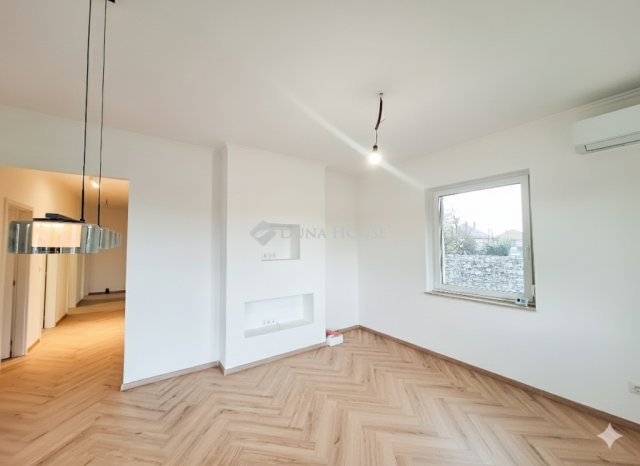 Eladó ikerház, Monoron 99.9 M Ft, 5 szobás / költözzbe.hu