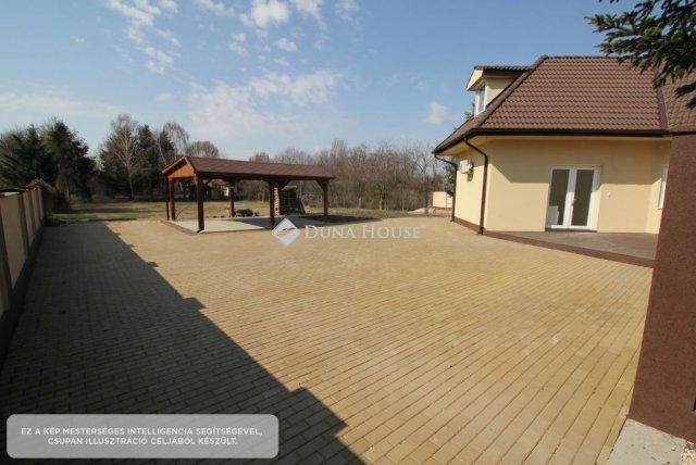 Eladó ikerház, Kecskeméten 109 M Ft, 4 szobás