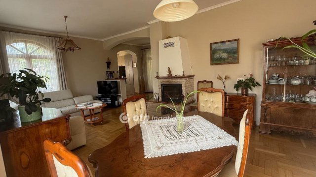 Eladó családi ház, Budapesten, II. kerületben 259 M Ft, 5 szobás