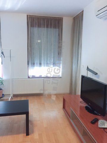 Kiadó téglalakás, albérlet, VI. kerületben, Szinyei Merse utcában