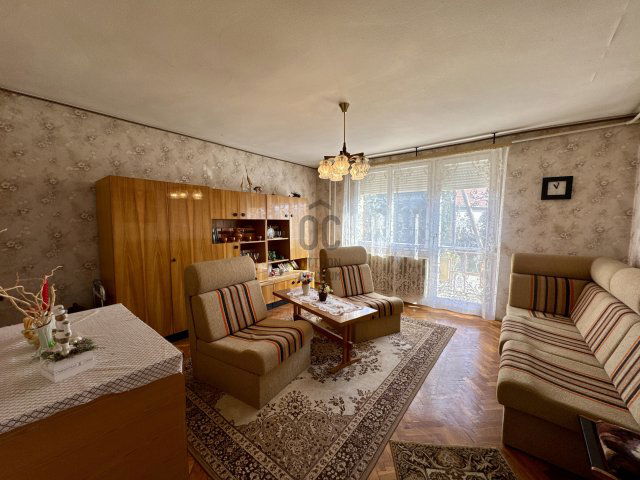 Eladó családi ház, Liszón 35 M Ft, 6 szobás