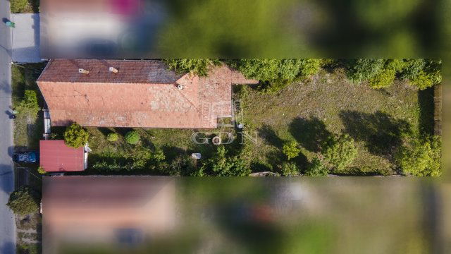Eladó családi ház, Turán 31.99 M Ft, 3 szobás