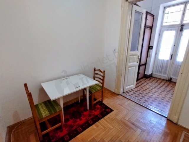 Kiadó téglalakás, albérlet, VIII. kerületben, József körúton