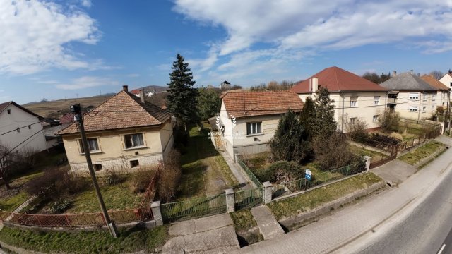Eladó családi ház, Arlón, Ady Endre úton 8.5 M Ft, 2 szobás