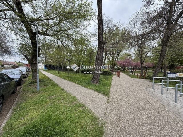 Eladó téglalakás, Budapesten, XIX. kerületben 56.35 M Ft