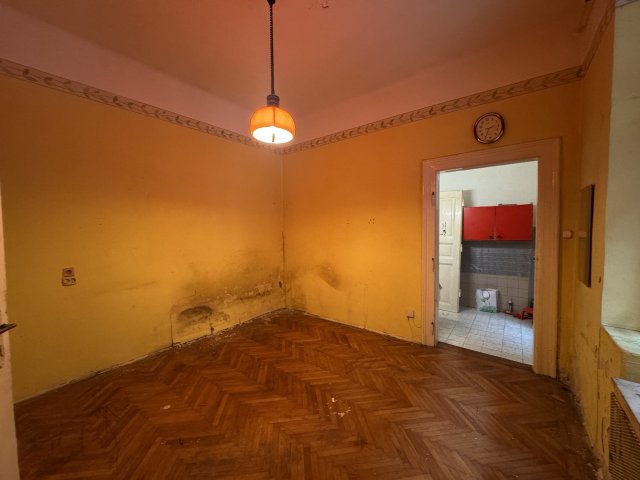 Eladó téglalakás, Budapesten, VII. kerületben 44.9 M Ft