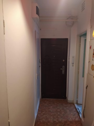 Eladó téglalakás, Szegeden, Olajos utcában 38.5 M Ft, 2 szobás