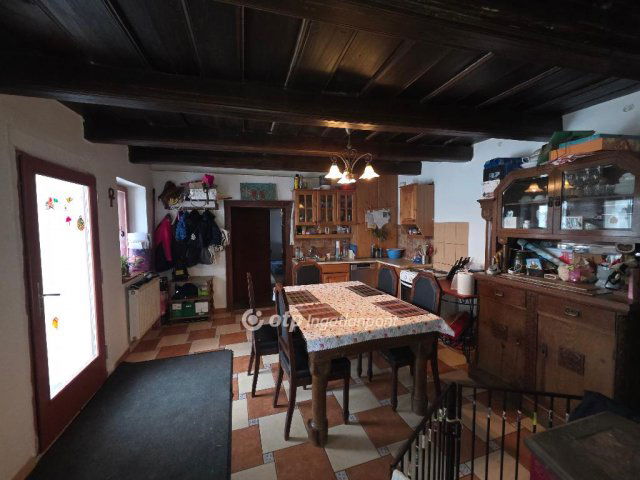 Eladó családi ház, Gannán 86.99 M Ft, 7 szobás