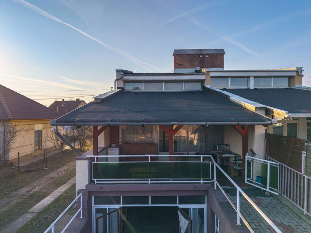 Eladó ikerház, Dunakeszin, Hunyadi János utcában 109.9 M Ft