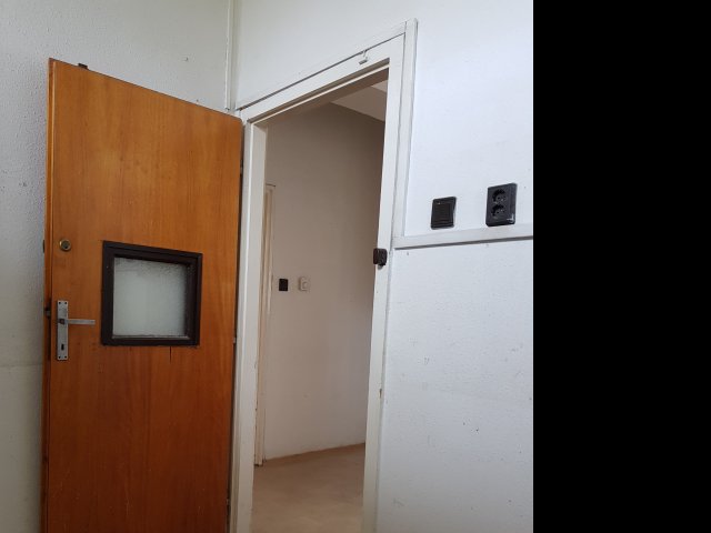 Eladó üzlethelyiség, Budapesten, X. kerületben 72.5 M Ft