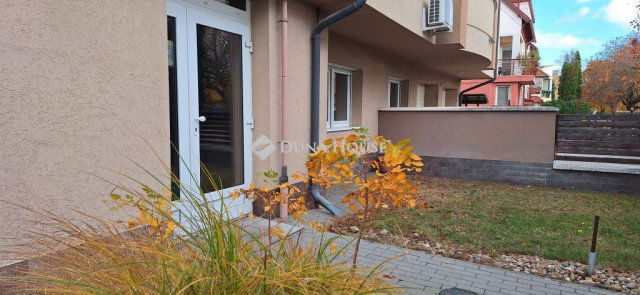 Eladó téglalakás, Kecskeméten 69.9 M Ft, 3 szobás