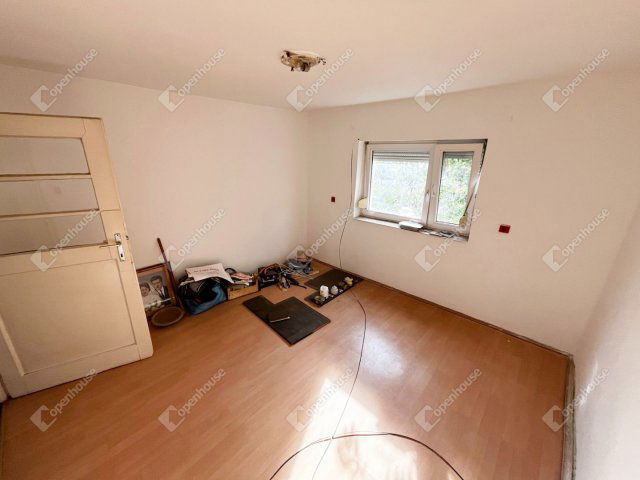 Eladó családi ház, Debrecenben 25 M Ft, 2 szobás