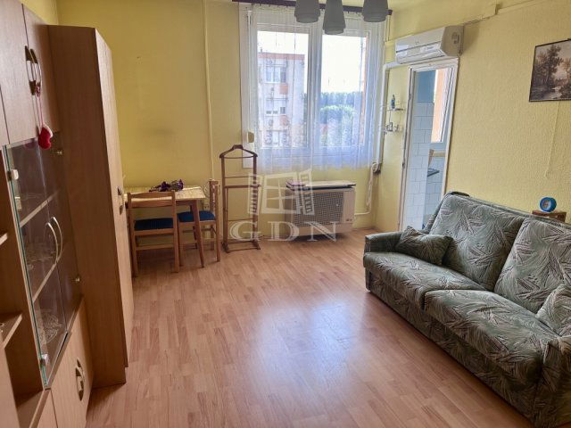Kiadó téglalakás, albérlet, Tökölön 150 E Ft / hó, 1 szobás