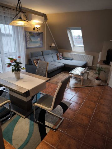 Eladó téglalakás, Budapesten, XX. kerületben, Kuruc utcában