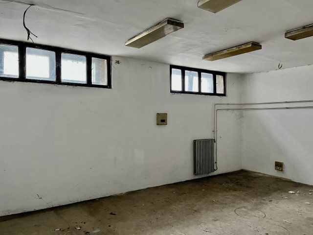 Kiadó üzlethelyiség, XII. kerületben, Városmajor utcában