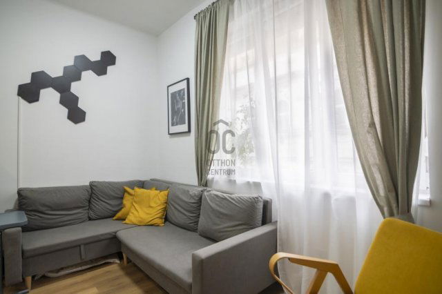 Eladó téglalakás, Budapesten, VII. kerületben 72.9 M Ft