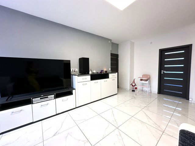 Eladó téglalakás, Vácon 62.9 M Ft, 2 szobás