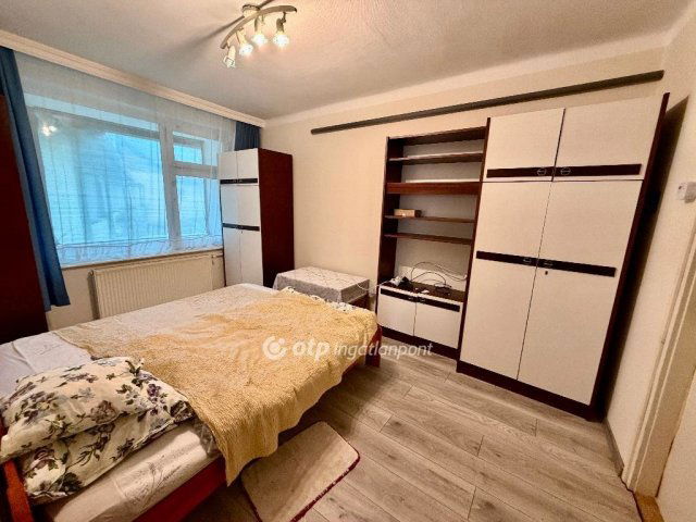 Kiadó családi ház, albérlet, Szécsényen 130 E Ft / hó