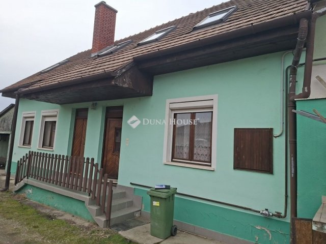 Eladó családi ház, Szombathelyen 45.9 M Ft, 3 szobás