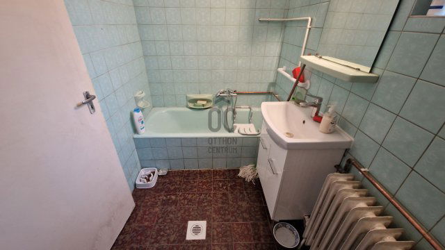 Eladó családi ház, Budapesten, XVIII. kerületben 79.9 M Ft