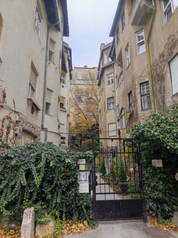 Eladó téglalakás, Budapesten, II. kerületben 153 M Ft, 3 szobás