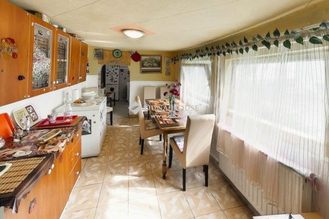 Eladó családi ház, Kecskeméten 27.5 M Ft, 3 szobás