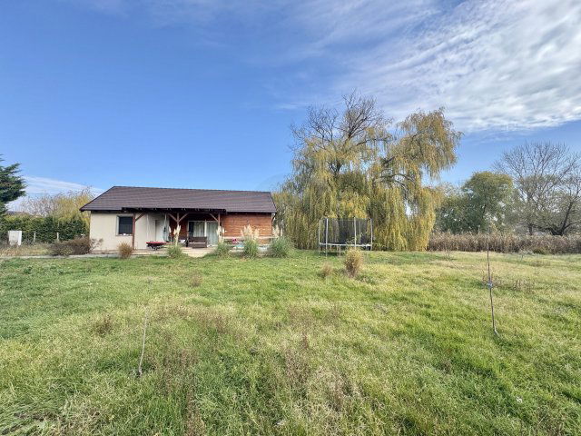 Eladó családi ház, Valkón 65 M Ft, 3 szobás