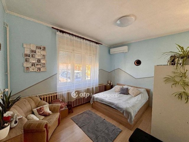 Eladó családi ház, Kiskunlacházán 78 M Ft, 2+1 szobás