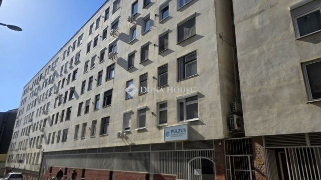 Eladó téglalakás, Budapesten, II. kerületben 130 M Ft, 3 szobás