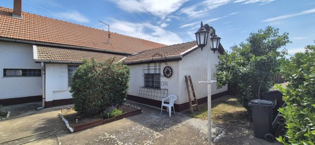 Eladó családi ház, Abádszalókban 49.9 M Ft, 5 szobás