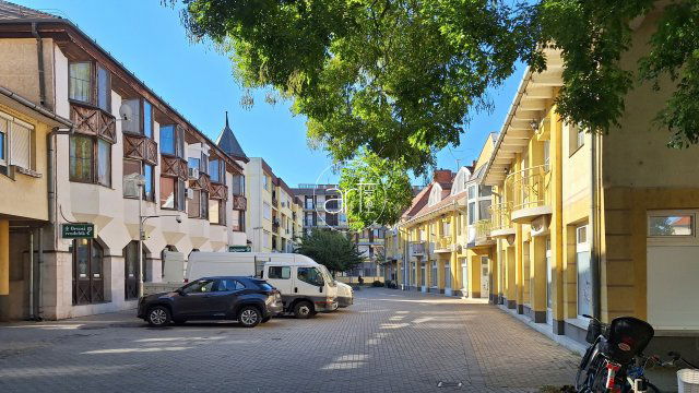 Kiadó üzlethelyiség, Hódmezővásárhelyen 110 E Ft / hó