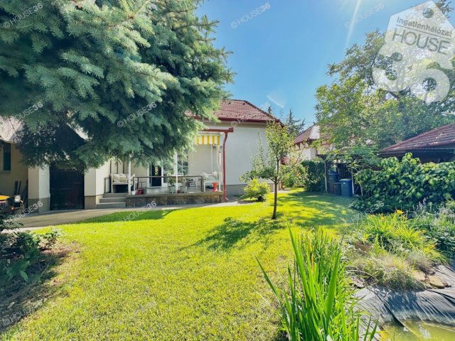 Eladó családi ház, Kecskeméten 220 M Ft, 5 szobás