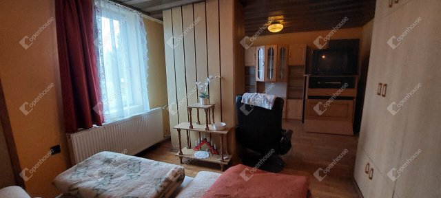 Eladó családi ház, Zalaszentivánon 54.99 M Ft, 7 szobás