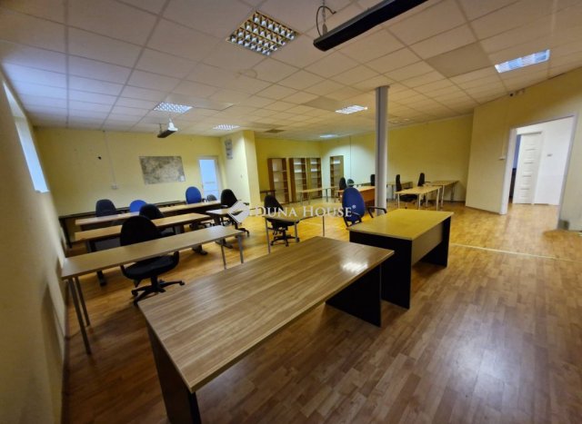 Kiadó iroda, Budapesten, X. kerületben, Fehér úton 500 E Ft / hó