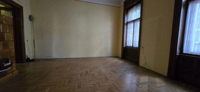 Eladó téglalakás, Budapesten, VIII. kerületben, József körúton