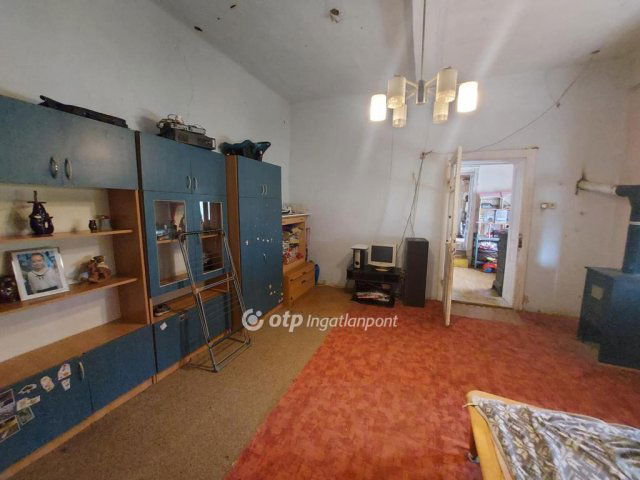 Eladó családi ház, Kiskassán 11.5 M Ft, 2 szobás