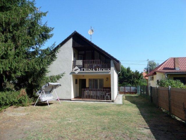 Eladó családi ház, Balatonmáriafürdőn 74.8 M Ft, 5 szobás