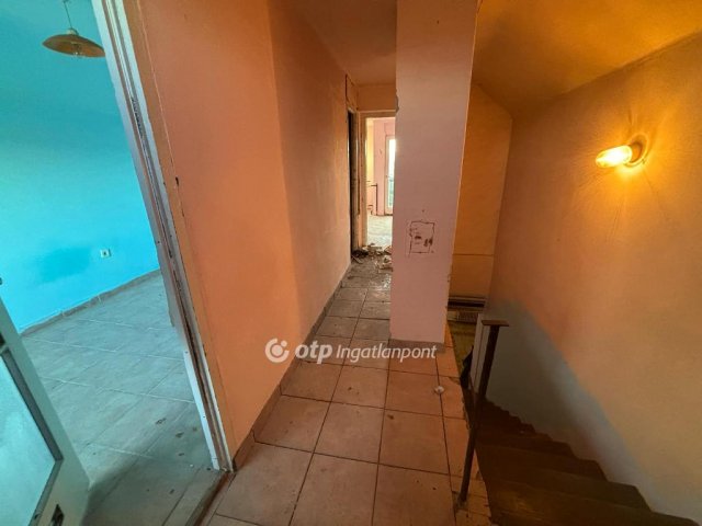 Eladó családi ház, Aszalón 16 M Ft, 4 szobás