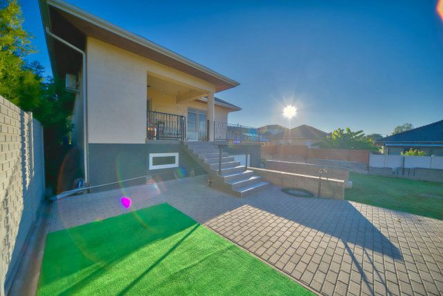 Eladó családi ház, Gyálon 132.9 M Ft, 3 szobás