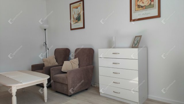 Kiadó téglalakás, albérlet, Debrecenben 200 E Ft / hó, 2 szobás