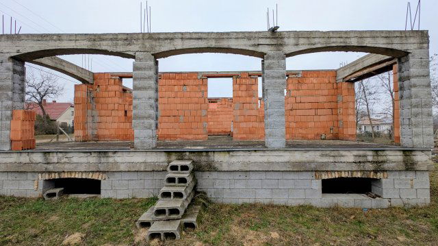 Eladó családi ház, Kecskeméten 22.7 M Ft, 2 szobás